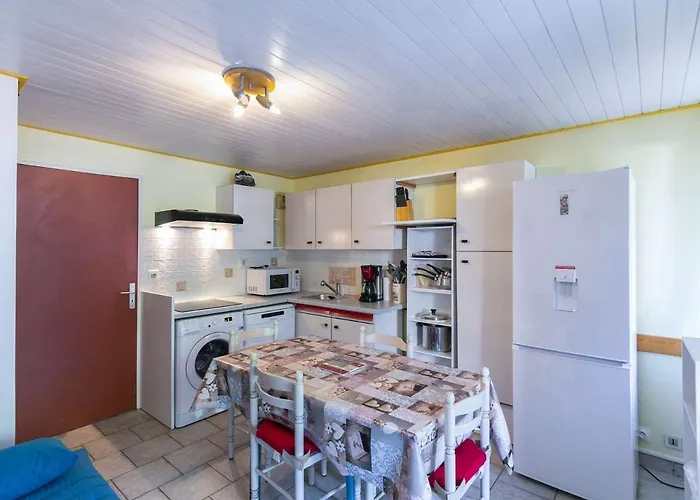 T2 6 Pers Avec Balcon, Parking Prive, Proche Commodites Et Stations De - Fr-1-402-122 Apartman Esquièze - Sère